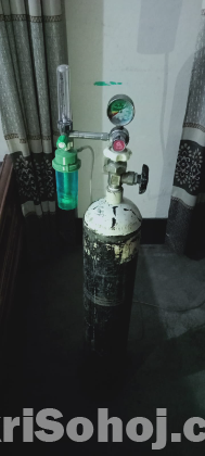 Oxygen cylinder